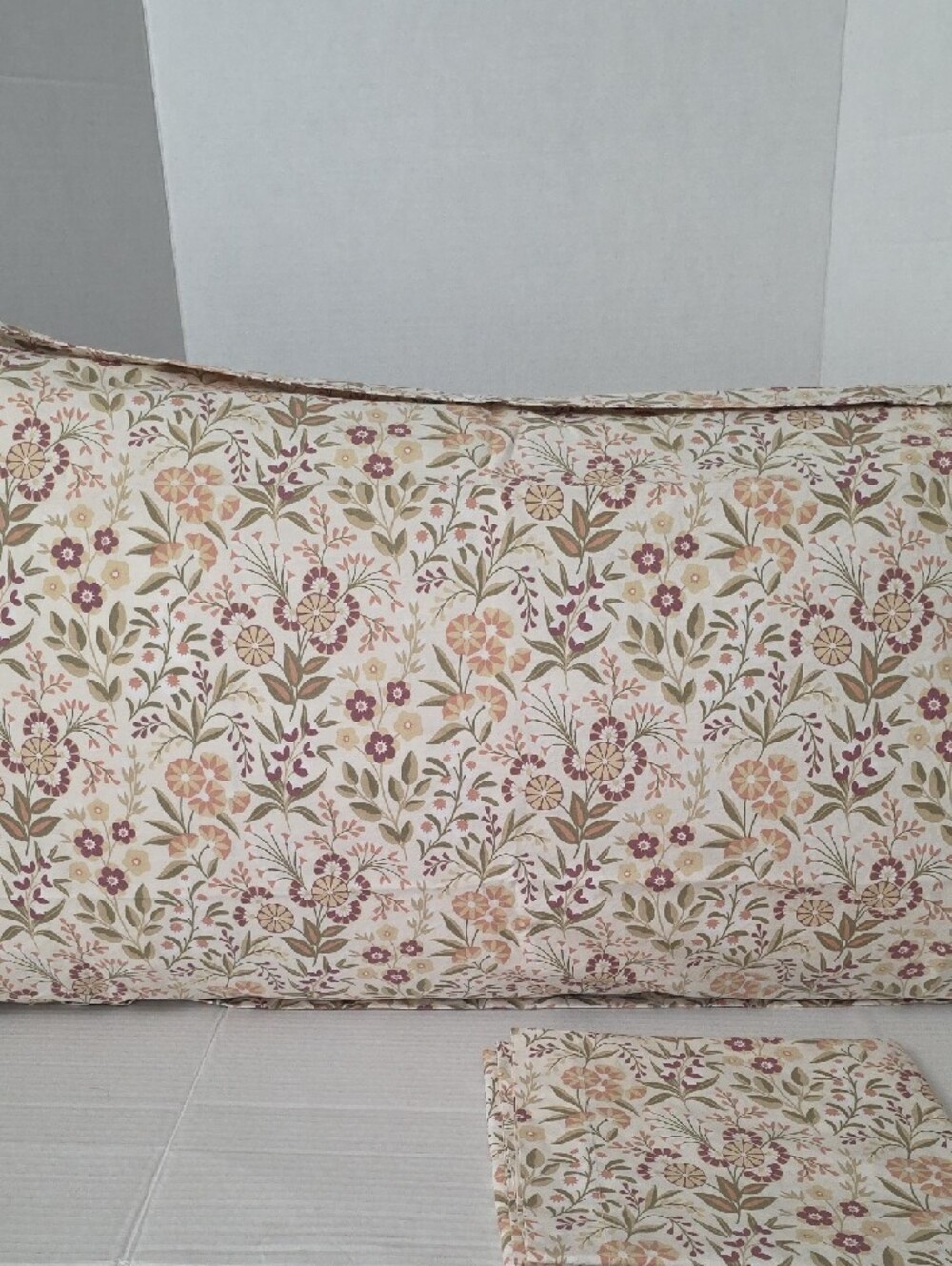 The Company Store Mid-Century Botanical Muted Floral Cotton King Pillow Shams - Picture 6 of 10